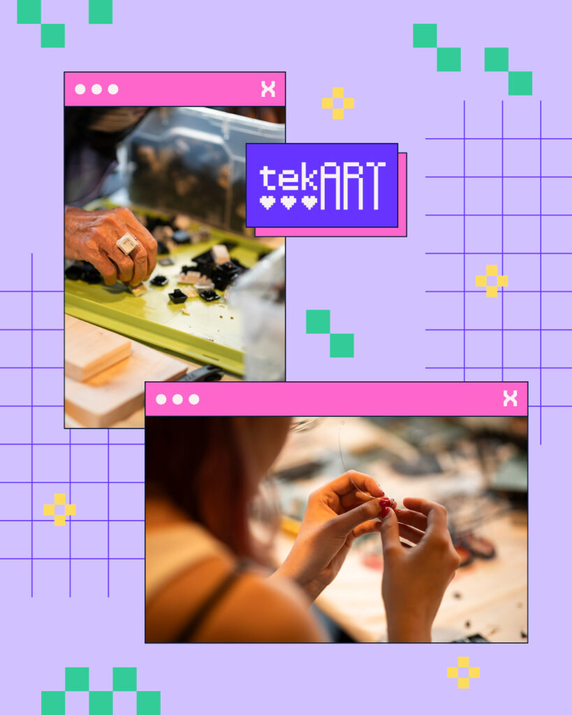 Instagram-Post mit Fotos im Retro-Browserstil: Links greift eine Hand mit einem Ring aus einer Taste eine weitere Taste aus einem kleinen Haufen Tastaturtasten. Rechts sind über die Schulter der Person zwei Hände zu sehen, die einen Draht biegen. Umgeben von Pixelgrafik-Elementen wie Gitternetz, grünen Blöcken und gelben Sternen auf lila Hintergrund.